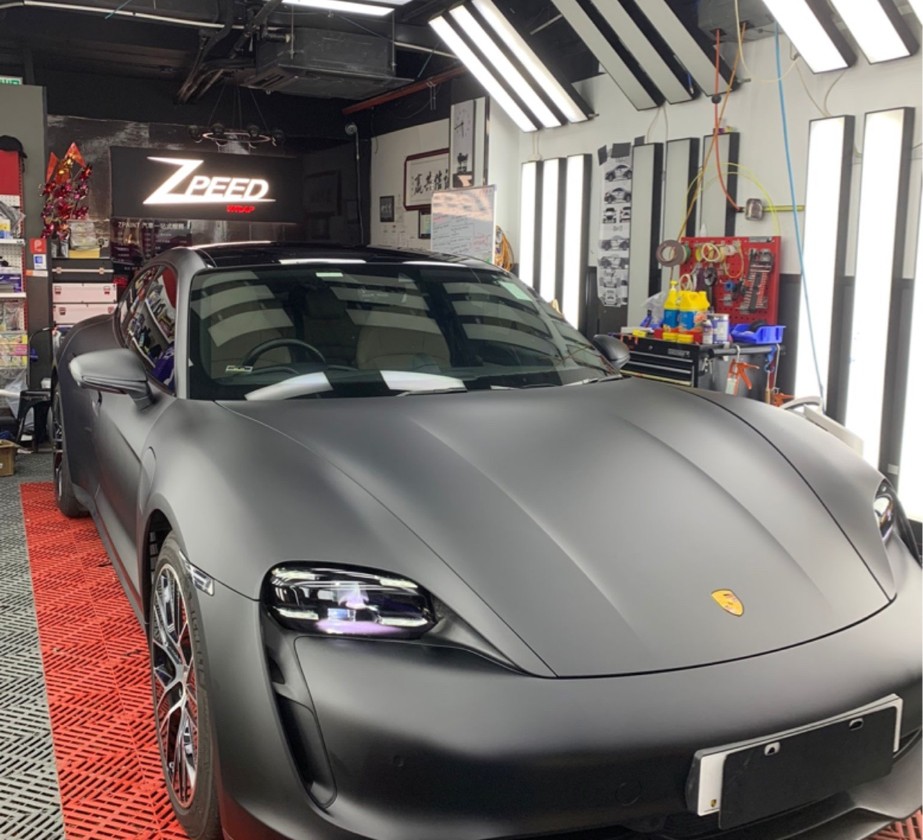 Porsche Taycan 啞黑改色